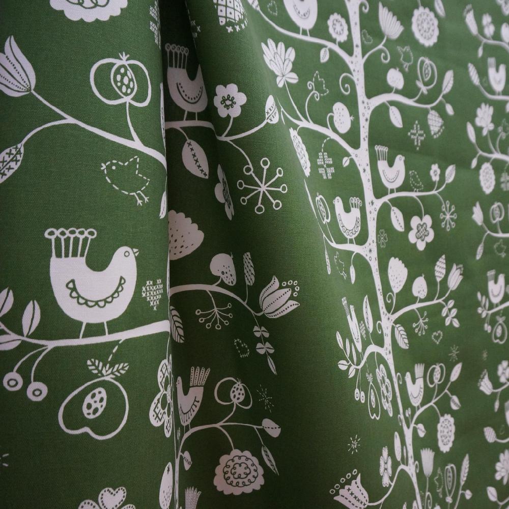 Alo Yoga Fågelsång Fabric By The Metre Green Neg 150cm