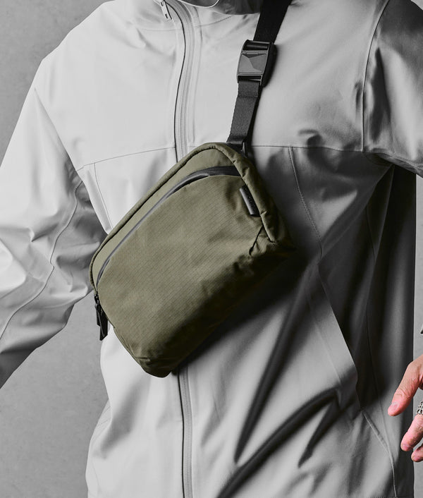 Alpaka Flight Sling (2L)