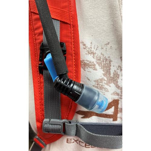 Alps Mountaineering Packs Magnetic Bite Valve Gray/Apricot