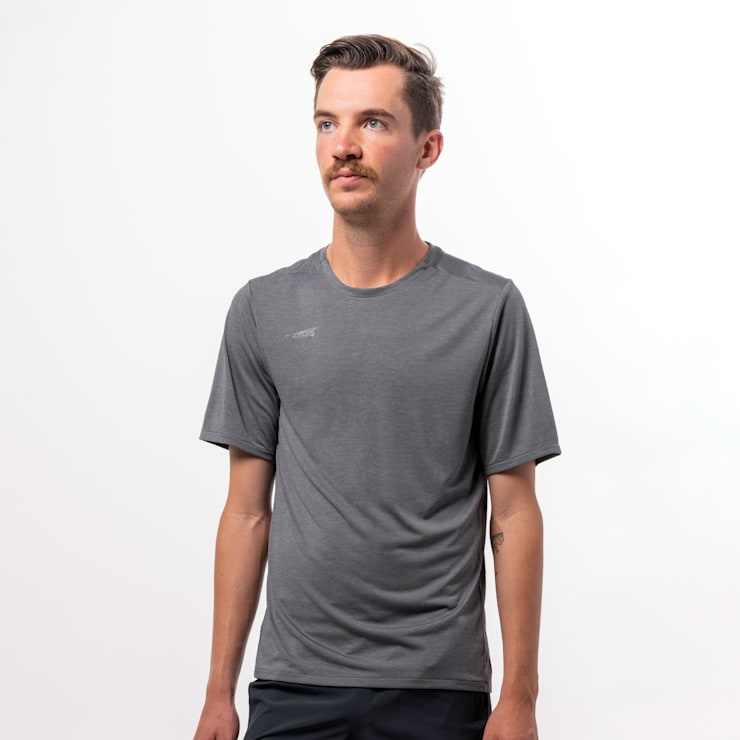 altra Men's Core Short Sleeve Tee Gray