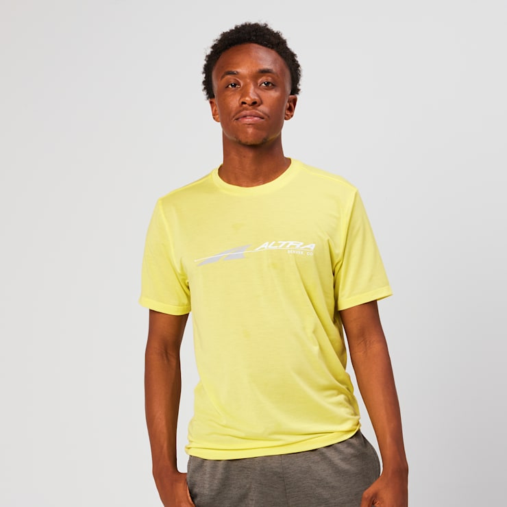 altra Men's Everyday Performance Short Sleeve Yellow