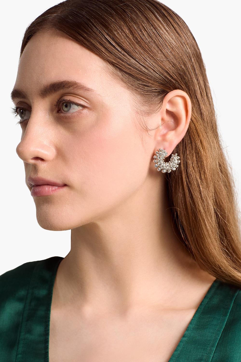 altuzarra Beaded Huggie Earring Shiny Silver