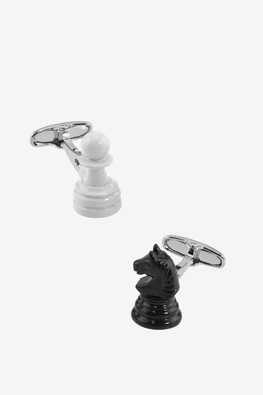 alynn Chess Pieces black Cufflinks
