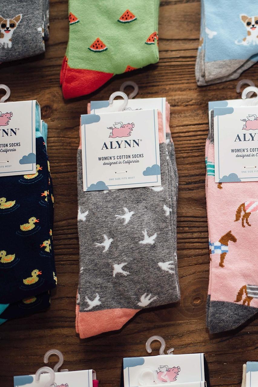 Alynn Free As A Bird Gray Women's Sock