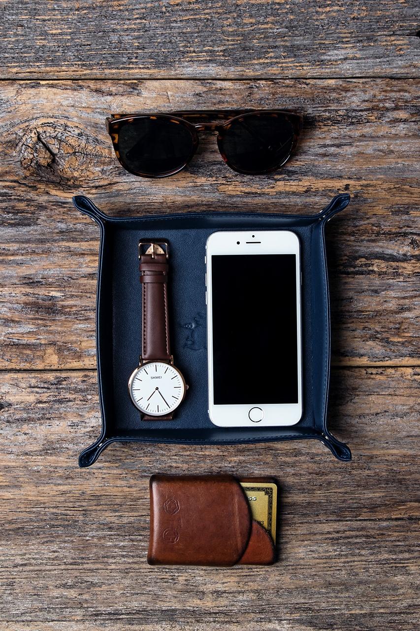 Alynn Large Flat-Pack Leather Navy Blue Valet Tray