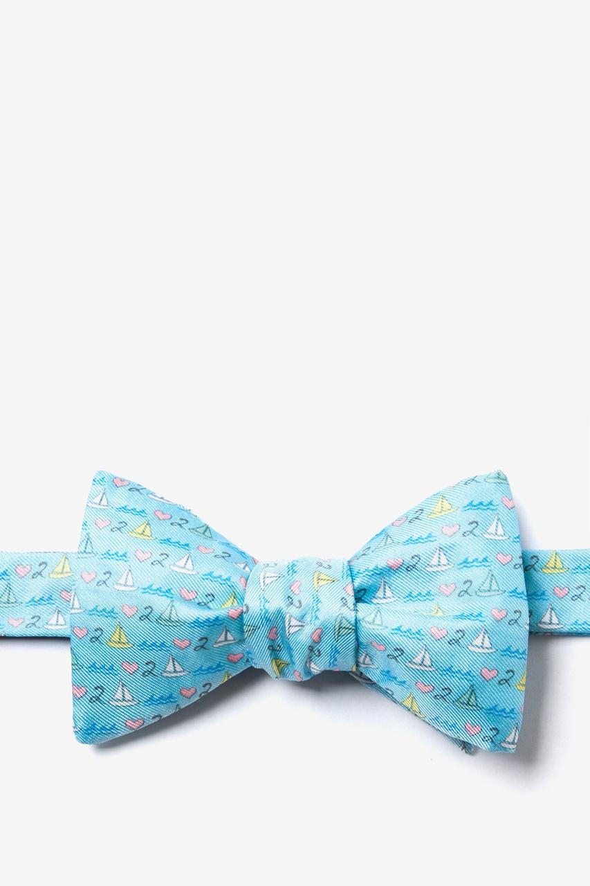 alynn Love 2 Sail light blue Self-Tie Bow Tie