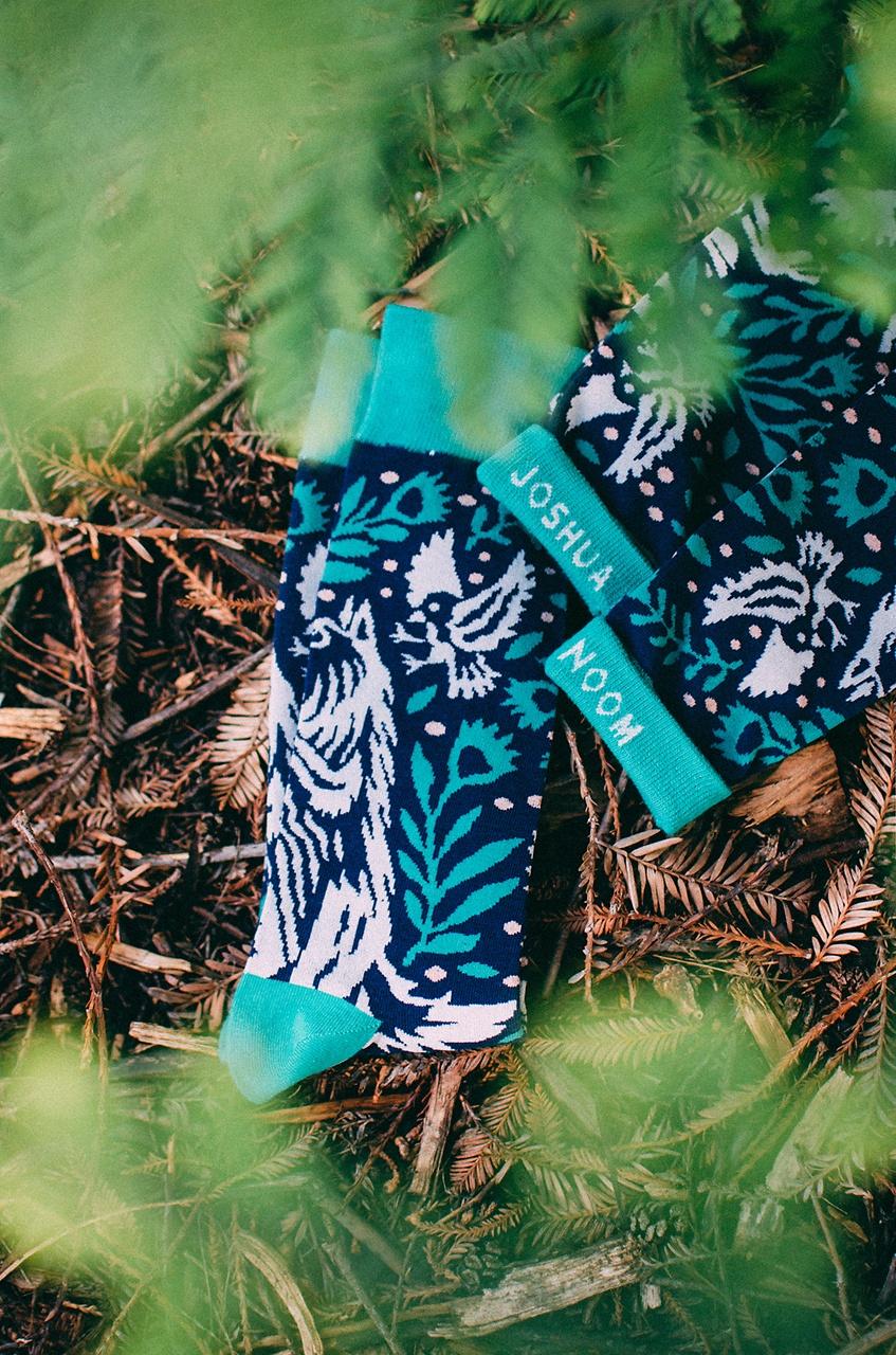 Alynn Alynn® X Joshua Noom Prowling Wolf Navy Blue Sock