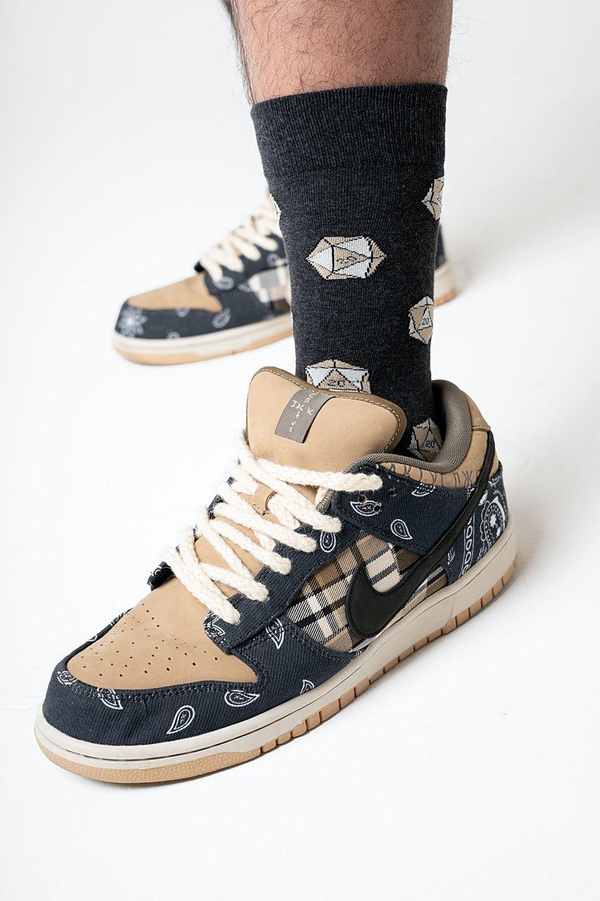 Alynn Yes They're Natural | D&D | D20 Black Sock