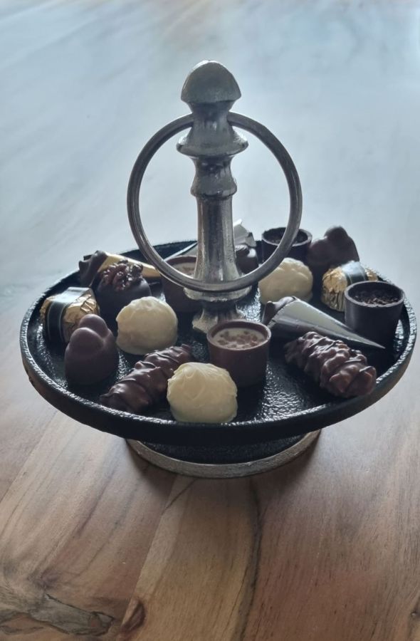 Ambiente Haus Aluminium/Black 1 Tier Plate (H) 17cm