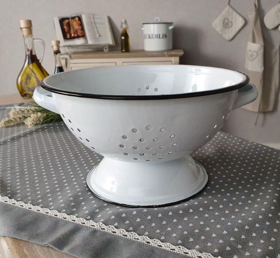 Ambiente Haus Enamel Colander