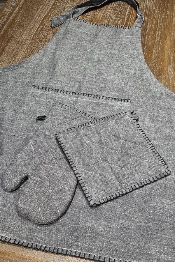 Ambiente Haus Grey Oven Glove & Oven Cloth Set