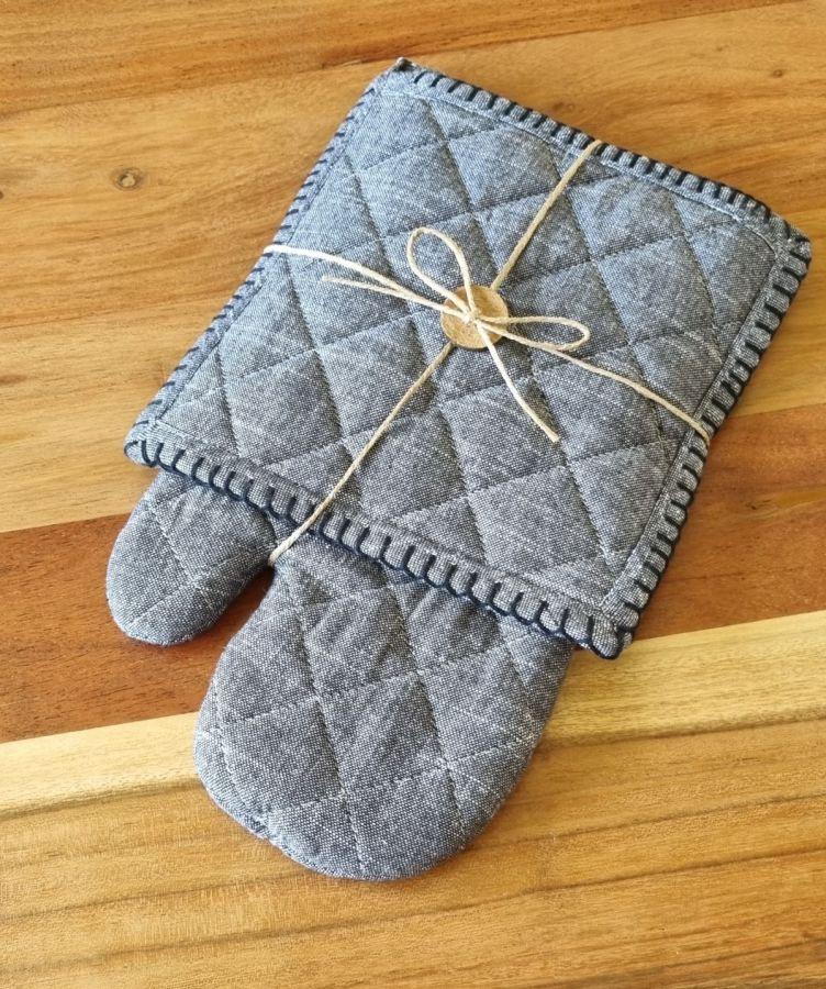 Ambiente Haus Grey Oven Glove & Oven Cloth Set