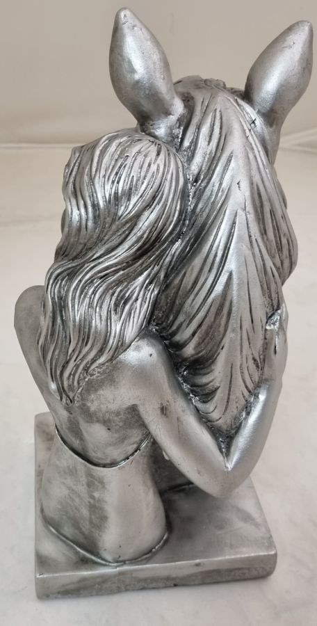 Ambiente Haus Horse Bust With Girl
