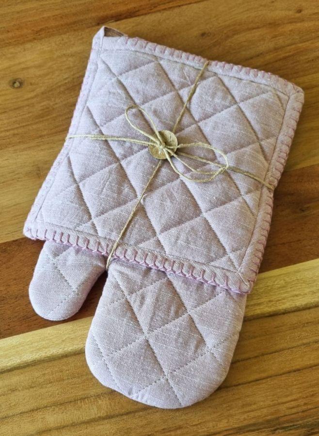 Ambiente Haus Pink Oven Glove & Oven Cloth Set
