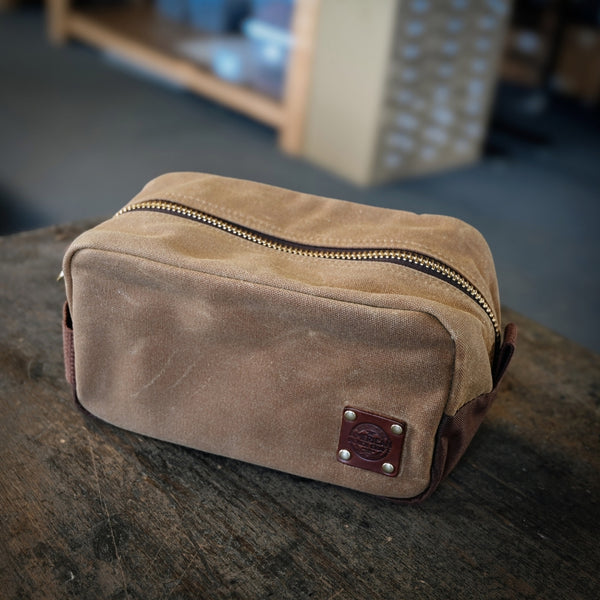 American Bench Craft Dopp Kit