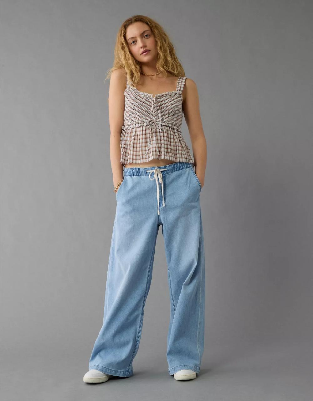 american eagle AE Stretch Low-Rise Ultra Wide-Leg Pull-On Jean