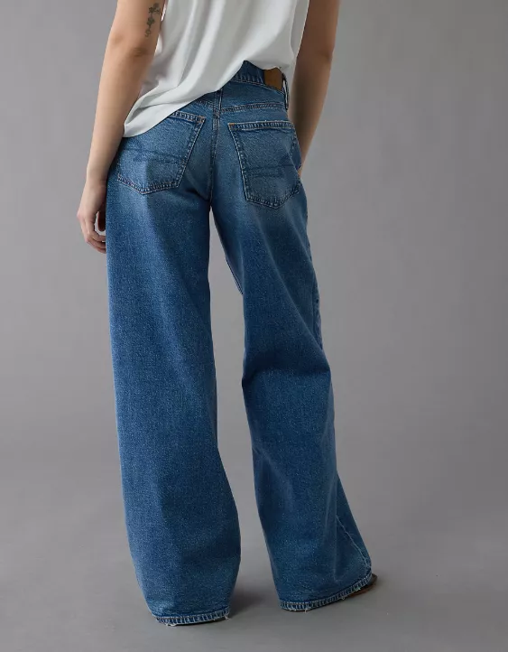 American Eagle AE Strigid Low-Rise Ultra Wide-Leg Jean