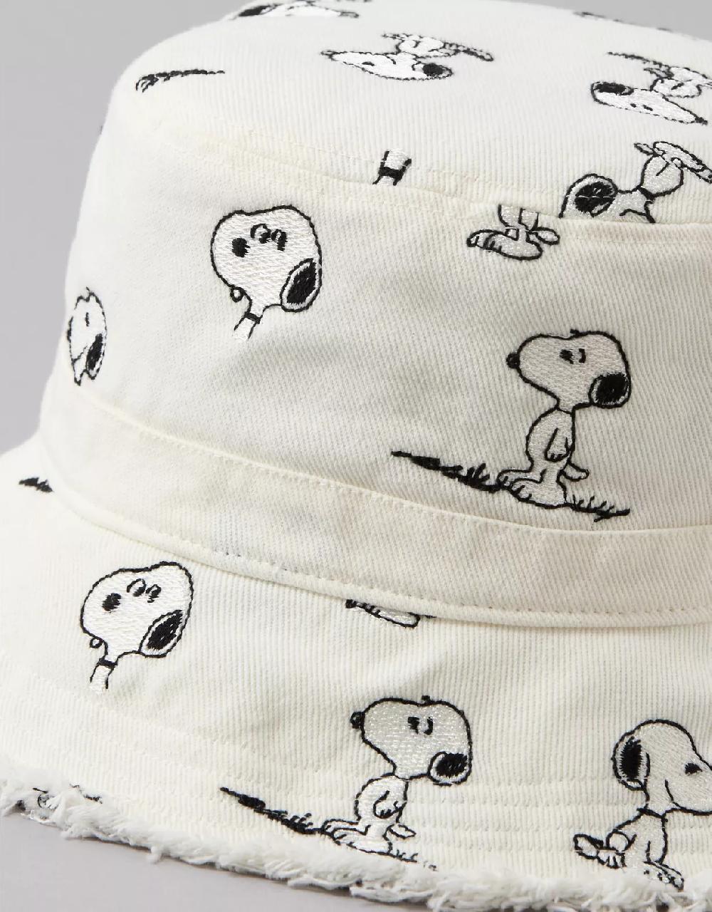 American Eagle AE Snoopy Bucket Hat