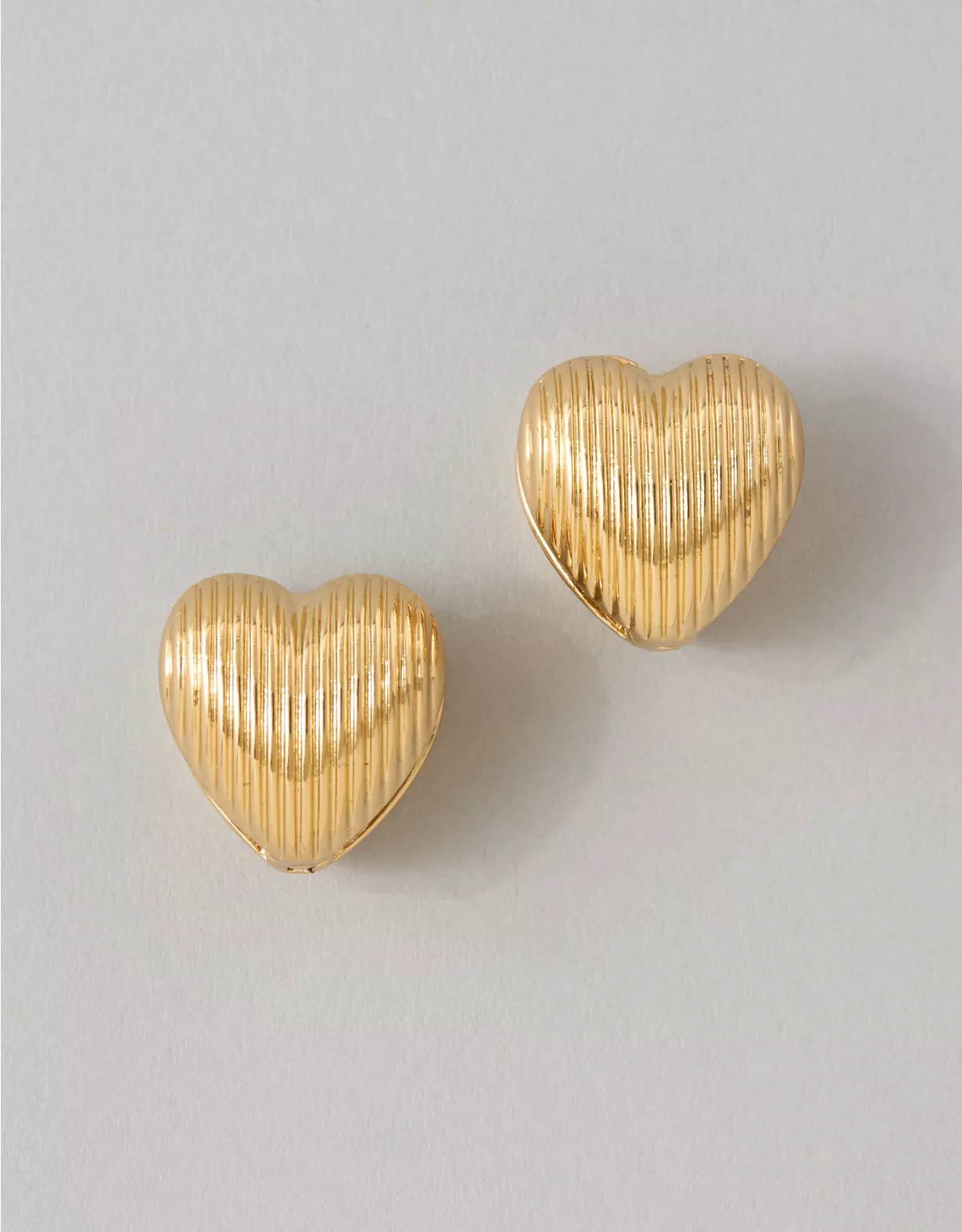 american eagle AEO Chunky Heart Earrings