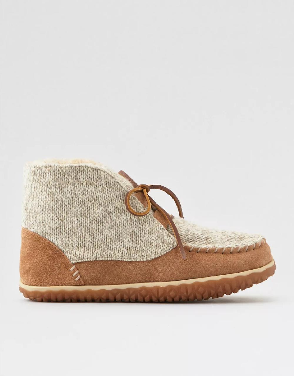 american eagle Minnetonka Women's Torrey Bootie