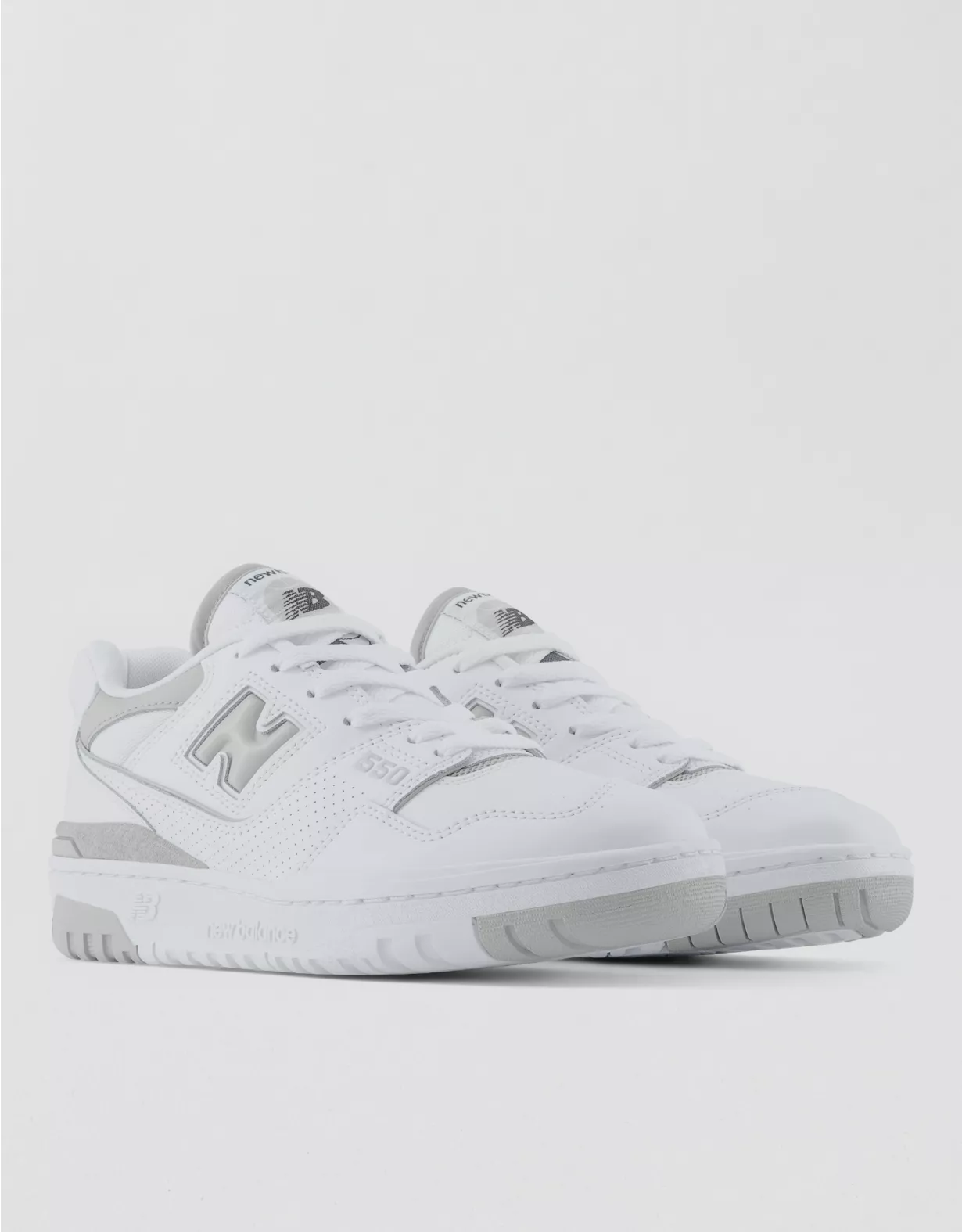 American Eagle New Balance 550 Sneaker