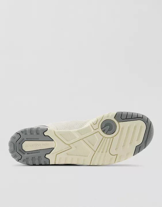 American Eagle New Balance Men's 550 Sneaker