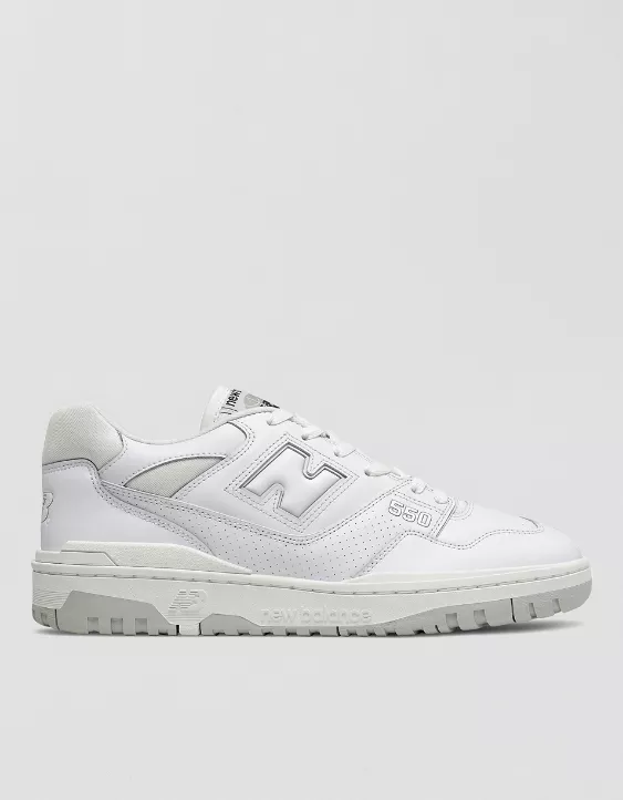 American Eagle New Balance Men's 550 Sneaker