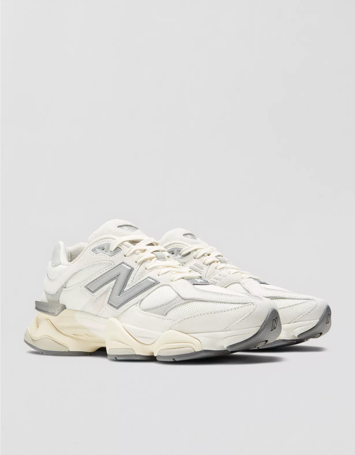 american eagle New Balance Men's 9060 Sneaker