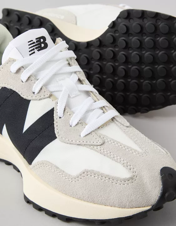 American Eagle New Balance Women's 327 Sneaker