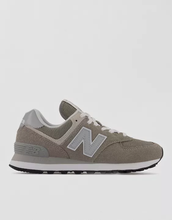 American Eagle New Balance Women's 574 Sneaker