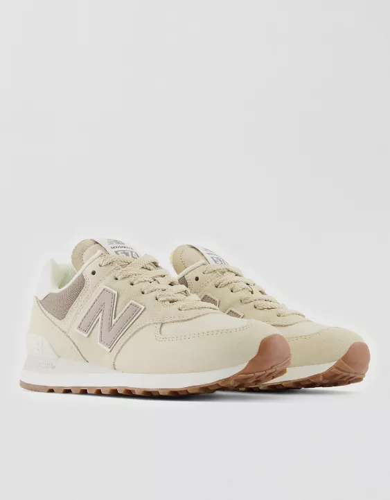 American Eagle New Balance Women's 574 Sneaker