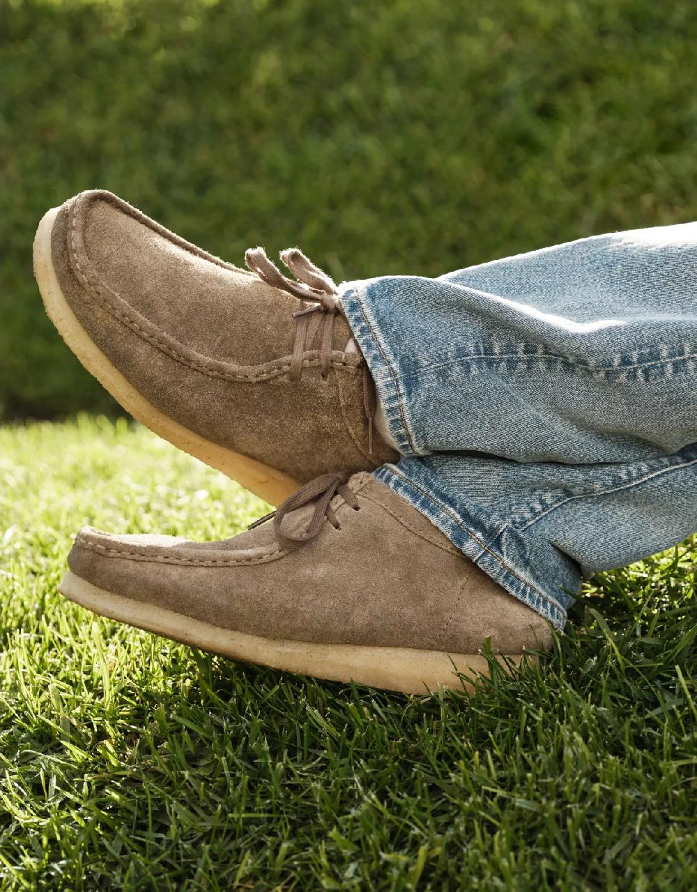 american eagle Clarks Men's Wallabee Suede Moccasin