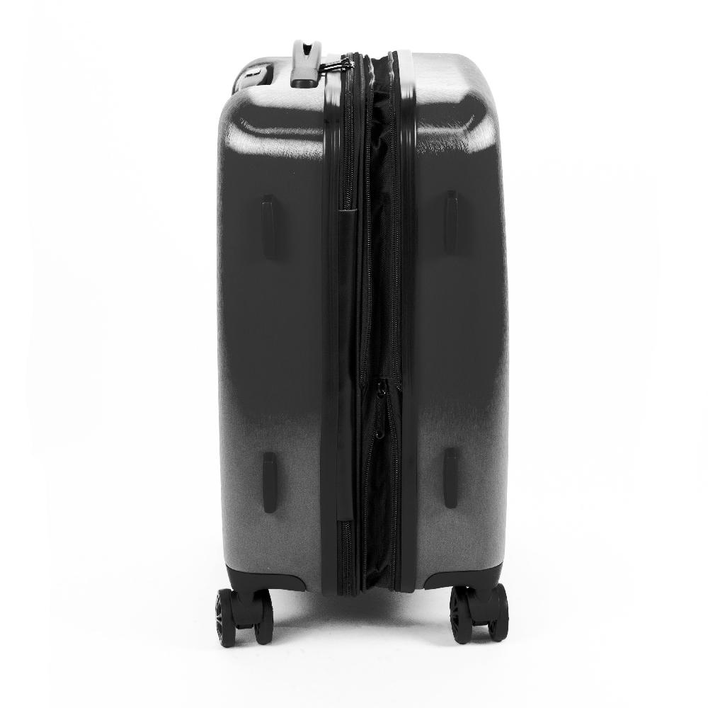 American Flyer Body Glove Redondo 29" Hardside Spinner Luggage
