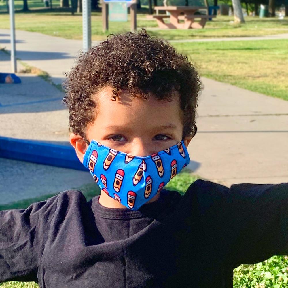 American Flyer Ed Heck Children's Face Mask & Travel Pouch