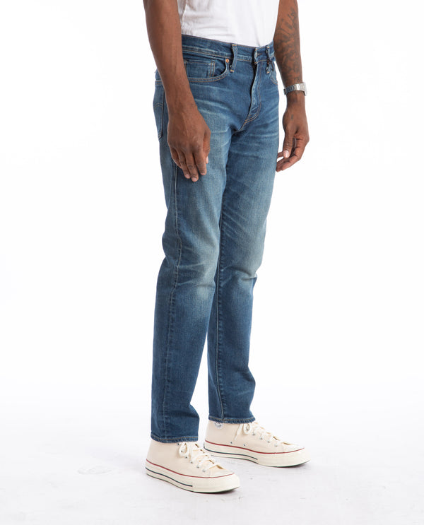 American Rag Cie Made In Japan 502 Taper Fit Jeans – American Rag Cie