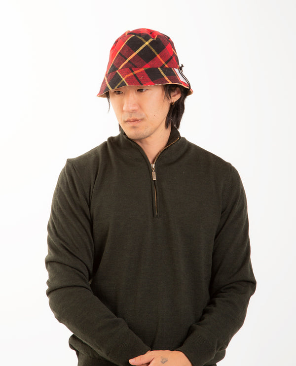 American Rag Cie No. 72 Reversible Bucket Hat Red Multi – American Rag Cie