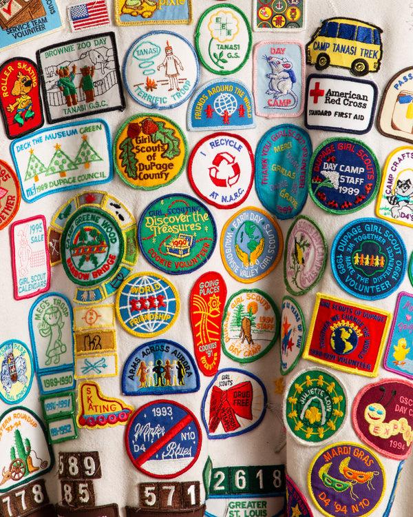 American Rag Cie Vintage 90's Girl Scout Patch Sweatshirt – American Rag Cie