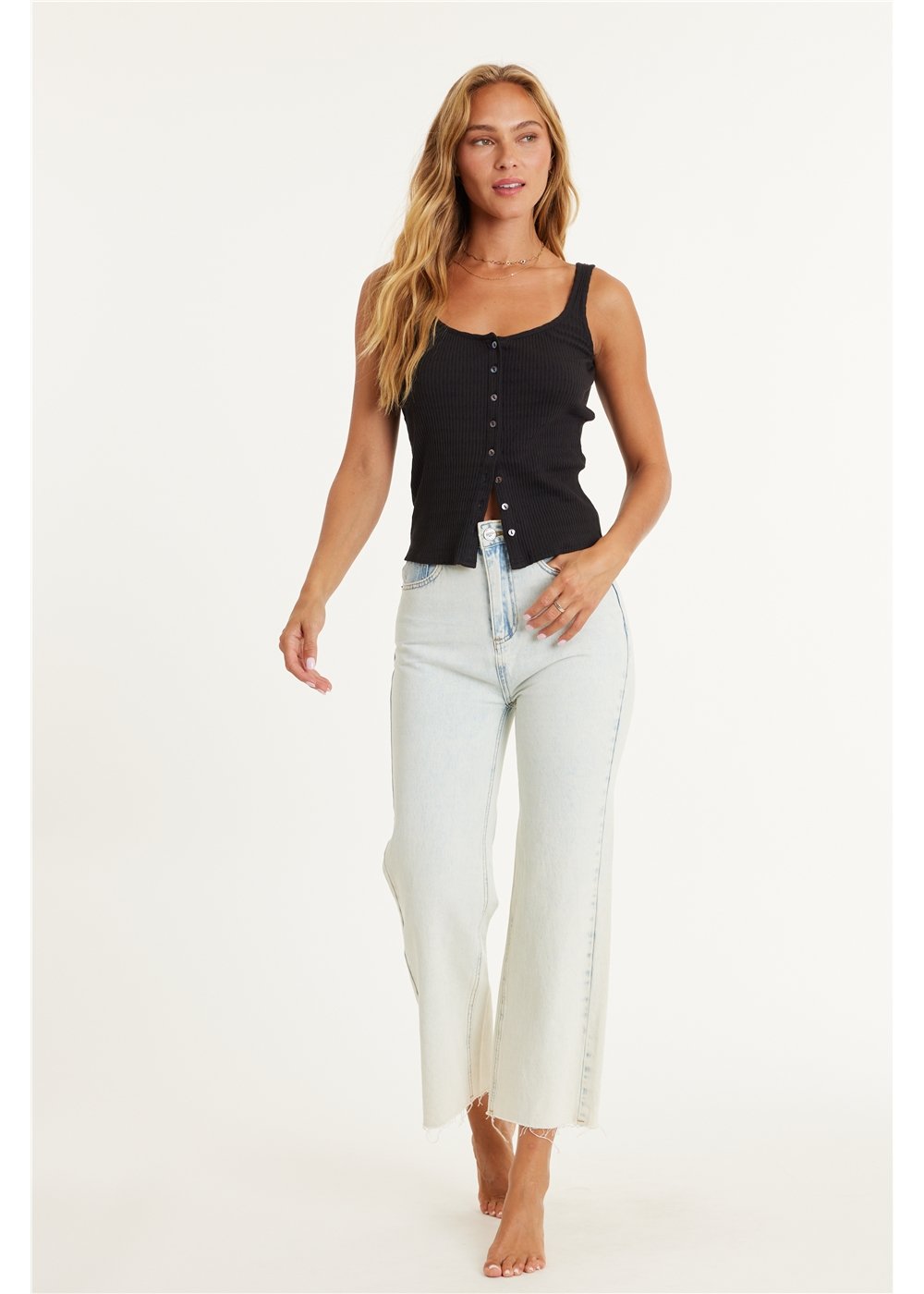 Amuse Society GABI CROP FLARE WOVEN JEAN