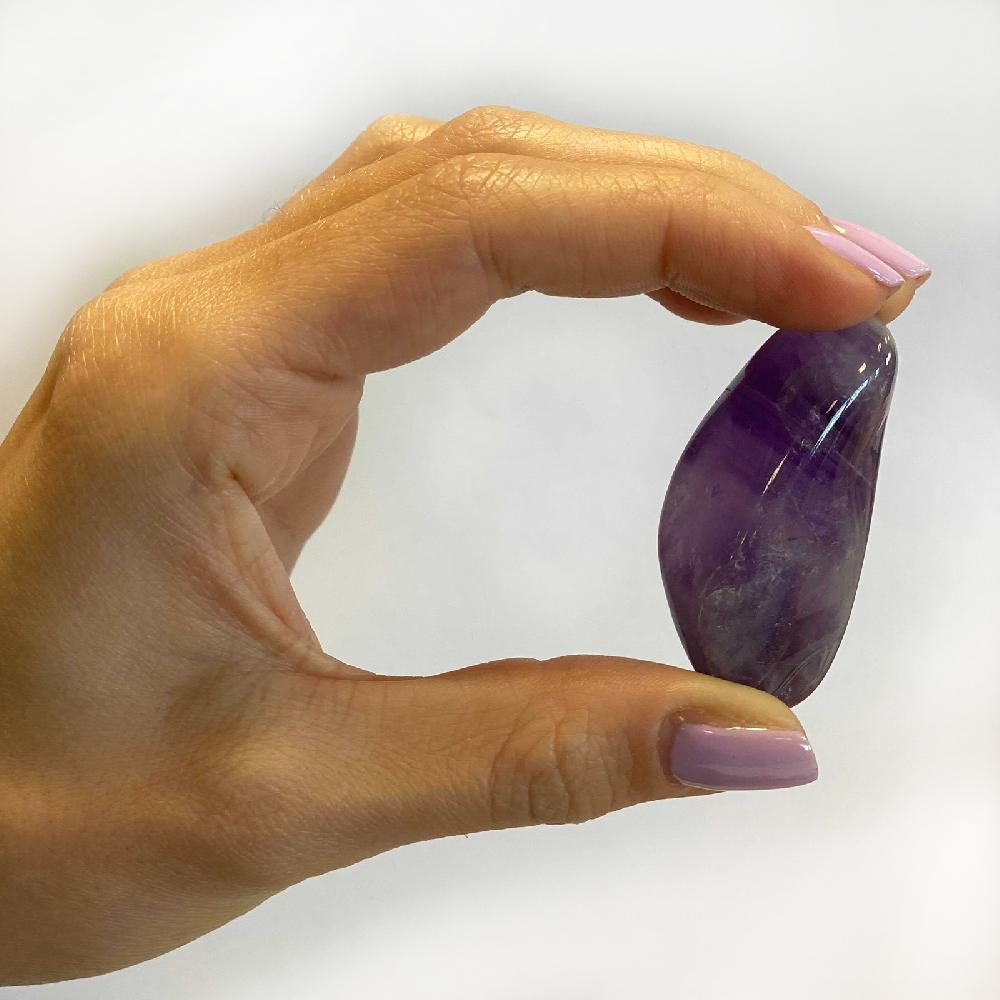 Ancient Wisdom 24x L Tumble Stone - Amethyst Banded Band A