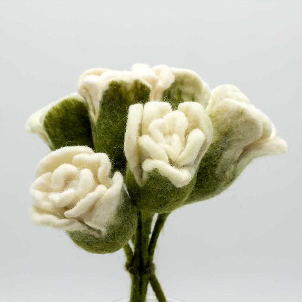 Ancient Wisdom 6x Felt Flowers - White Roses