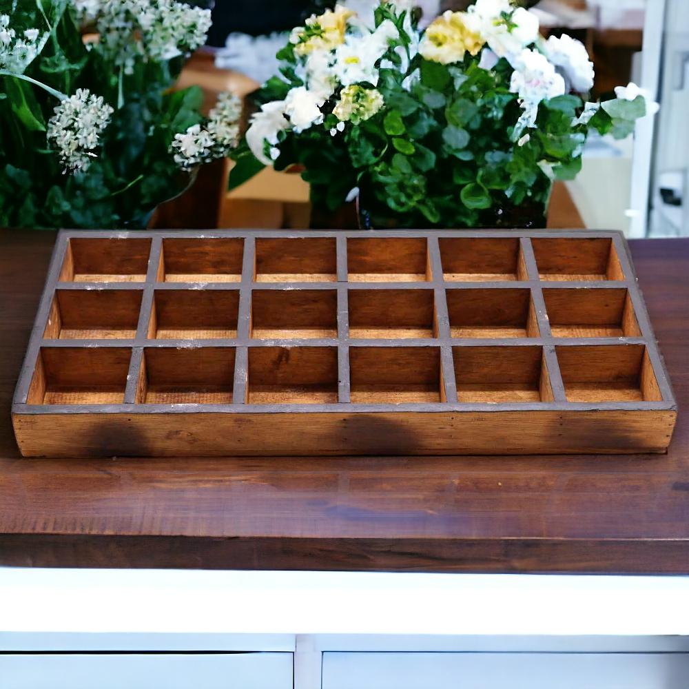 ancient wisdom Display Tray - 18 Compartments