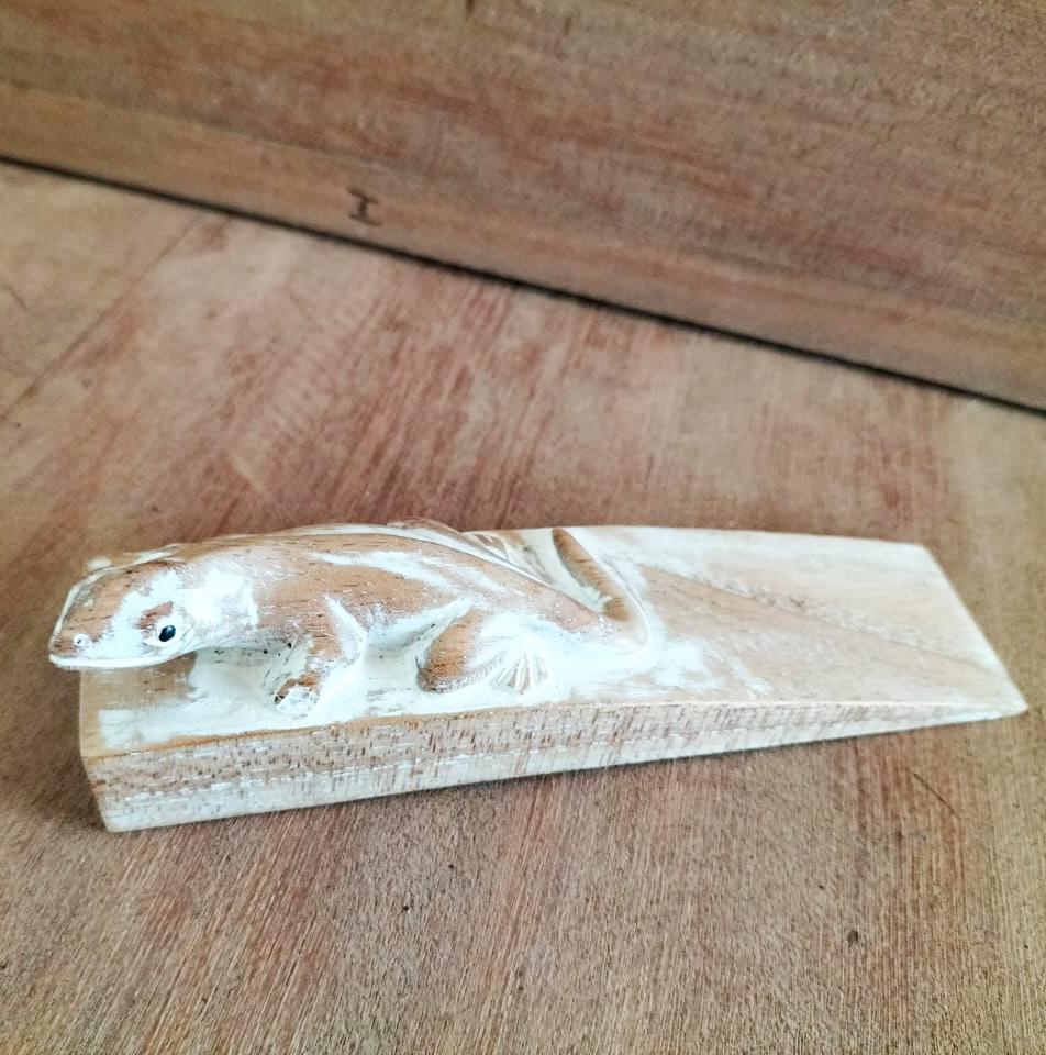 Ancient Wisdom Hand Carved Doorstop - Gecko