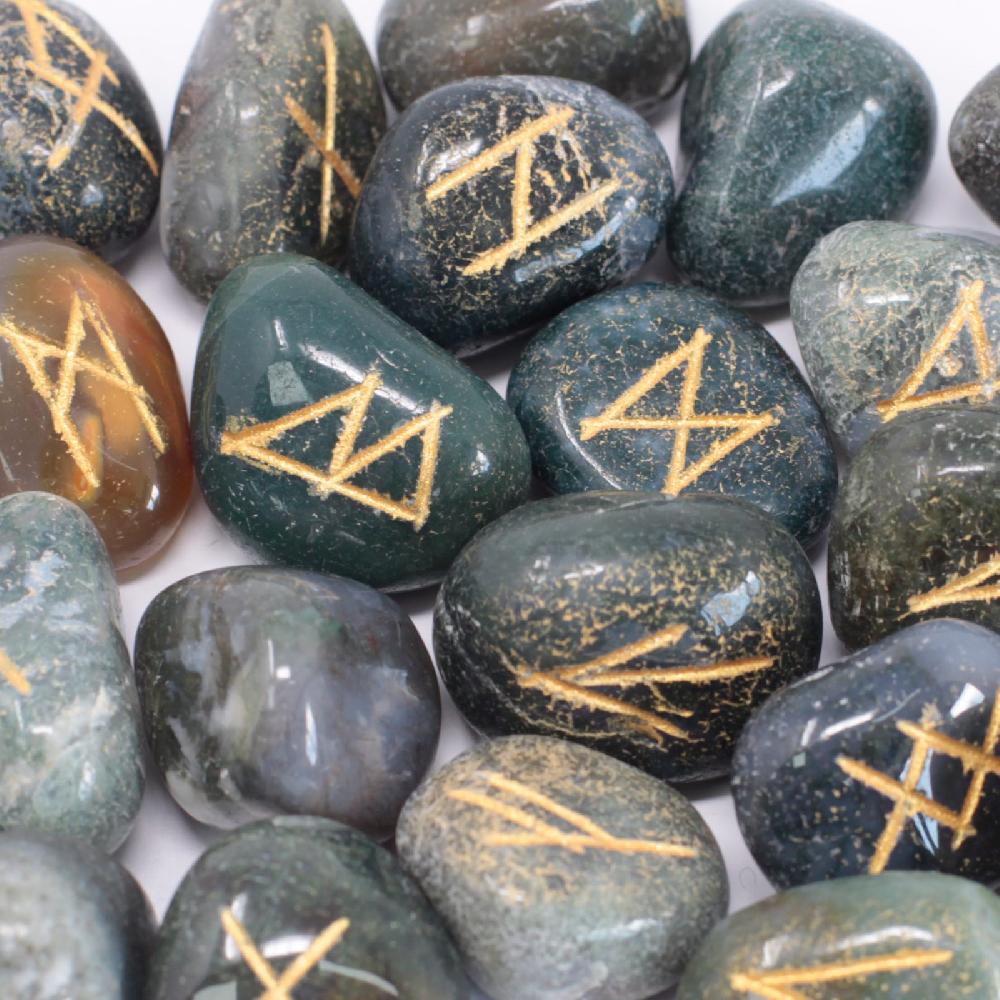ancient wisdom Runes Stone Set in Pouch - Moss Agate
