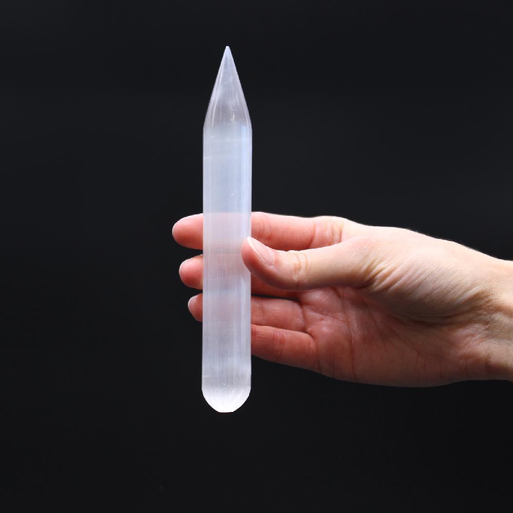 Ancient Wisdom Selenite Wand - 16 Cm (Point One End)