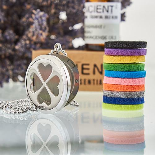 Ancient Wisdom Aromatherapy Diffuser Necklace - Four Leaf Clover 30mm