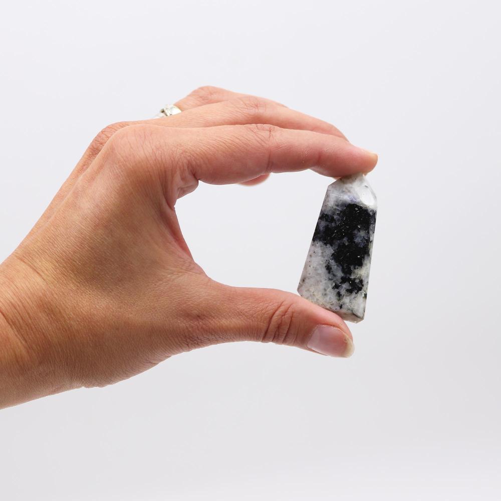 Ancient Wisdom Bulk Gemstone Points Approx 6cm (0.5KG) - Indian Moonstone (approx 8 Pieces)