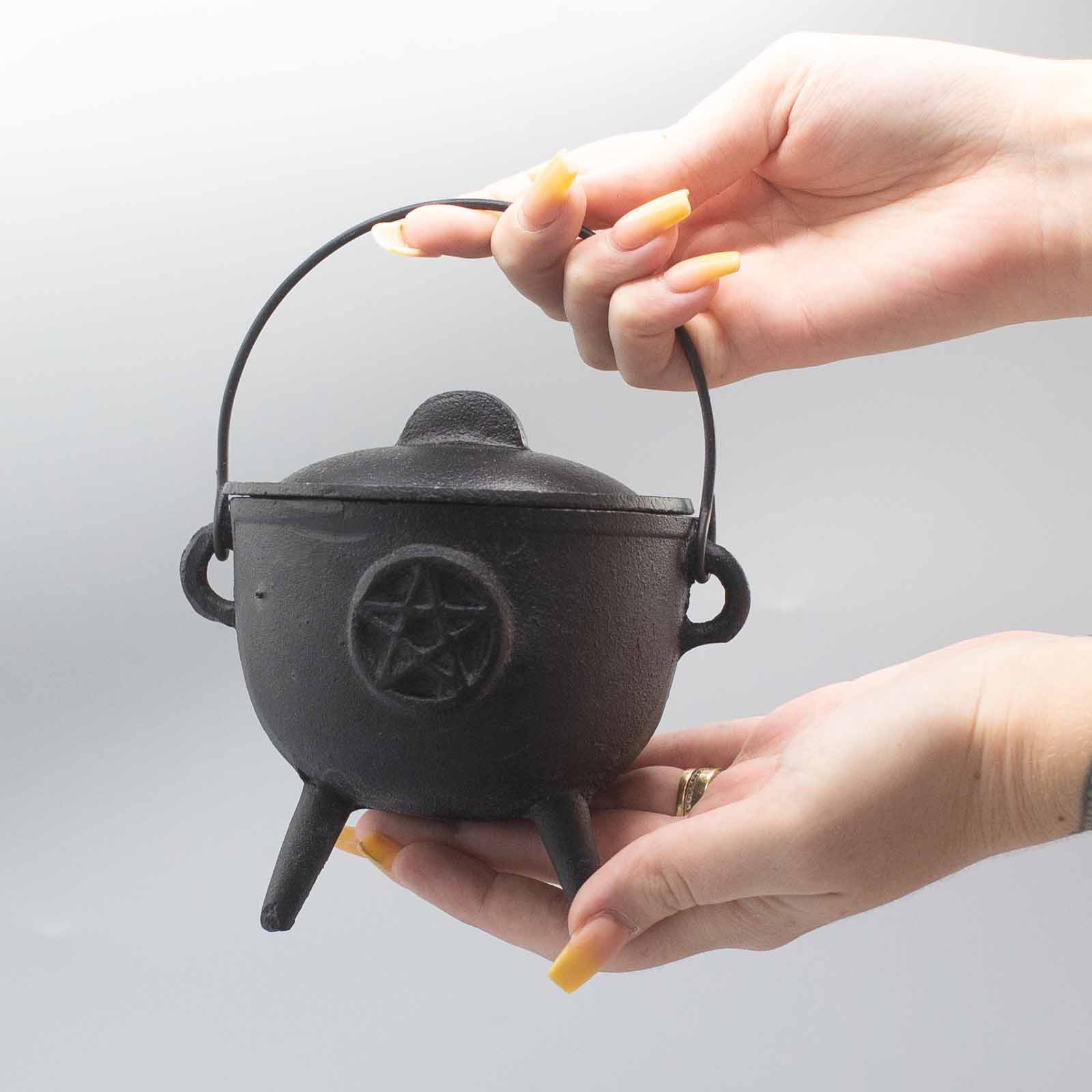Ancient Wisdom Cast Iron Cauldron With Pentagram 11x13cm
