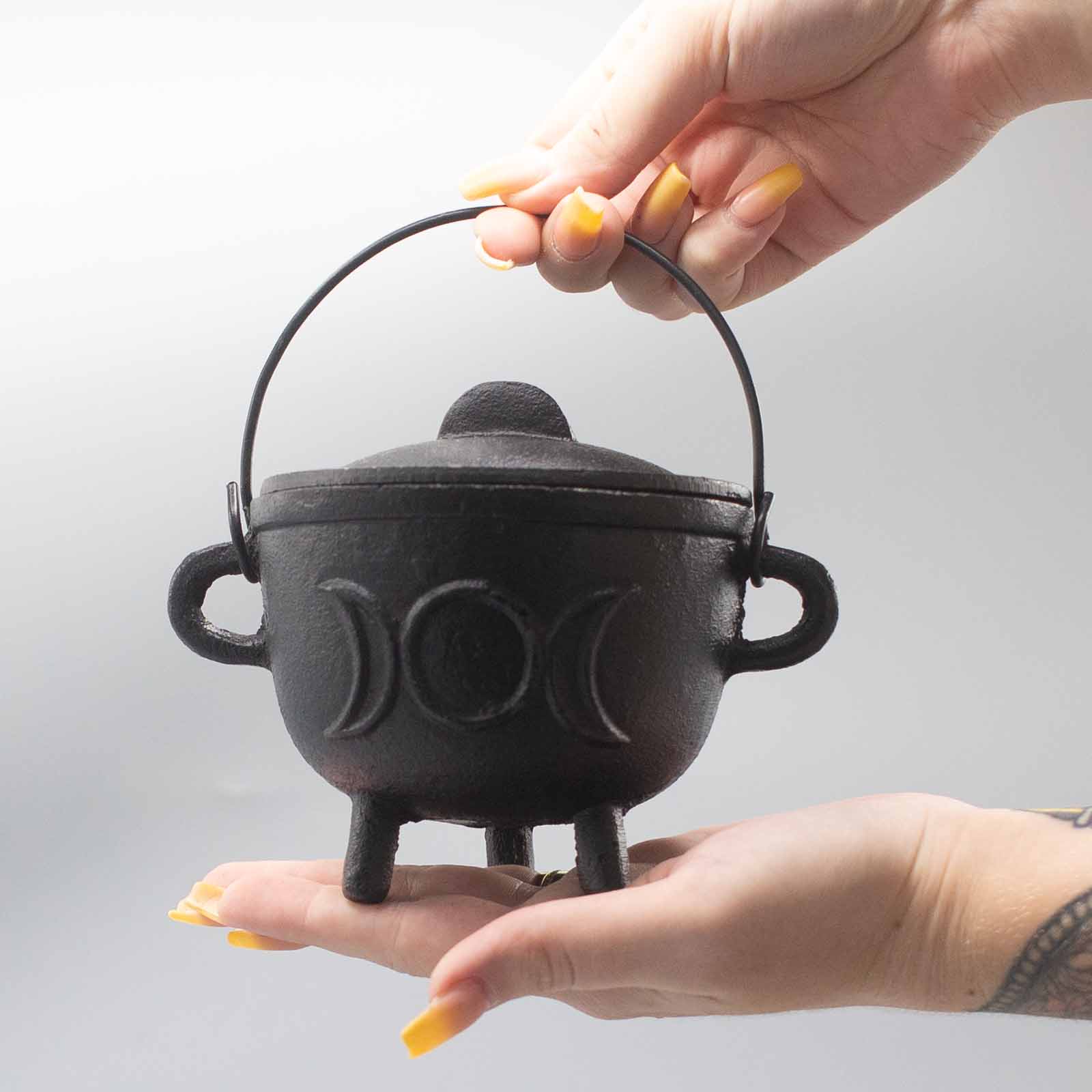 Ancient Wisdom Cast Iron Cauldron With Triple Moon 11x13cm