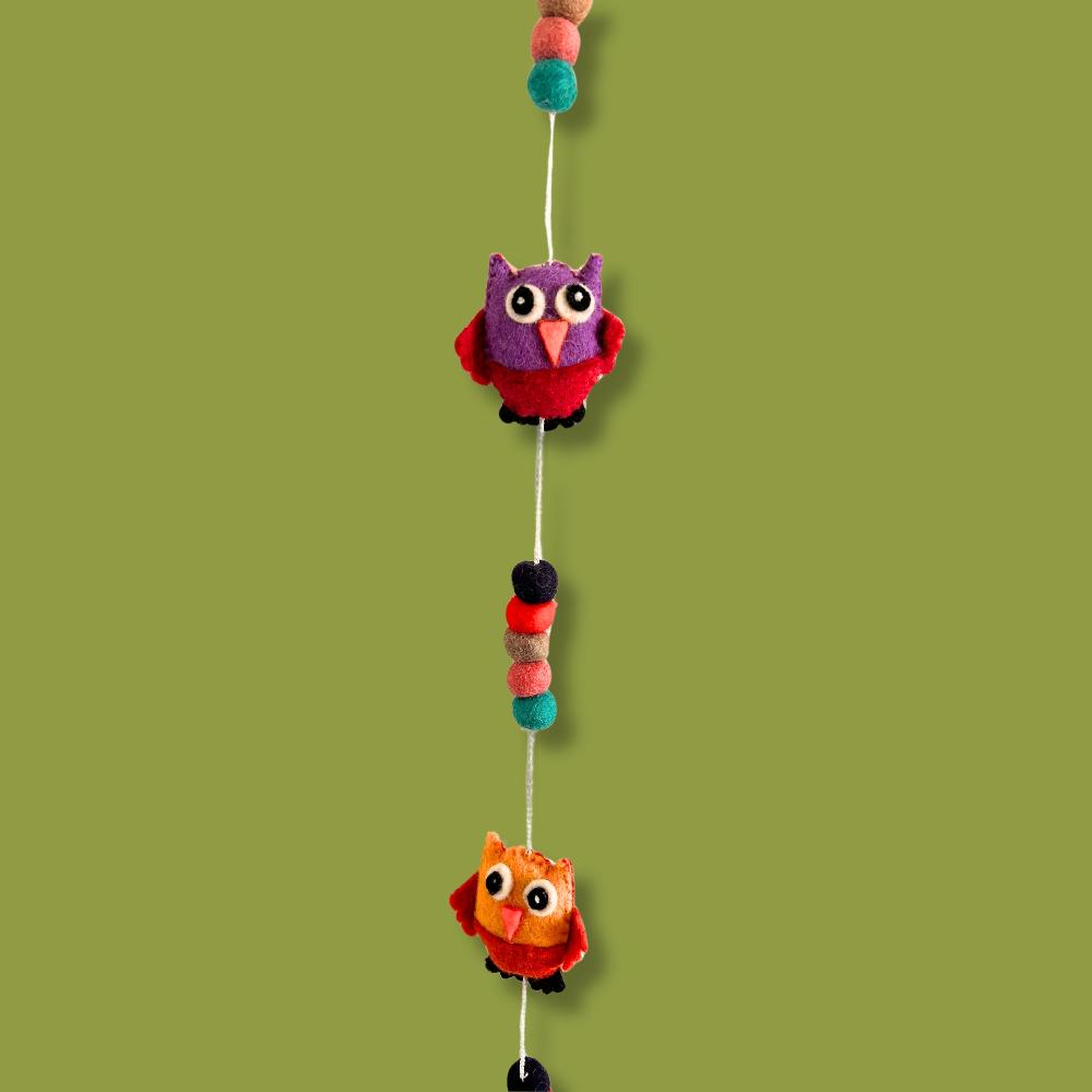 Ancient Wisdom Felt Wall Hanging -Owls (random Colours)