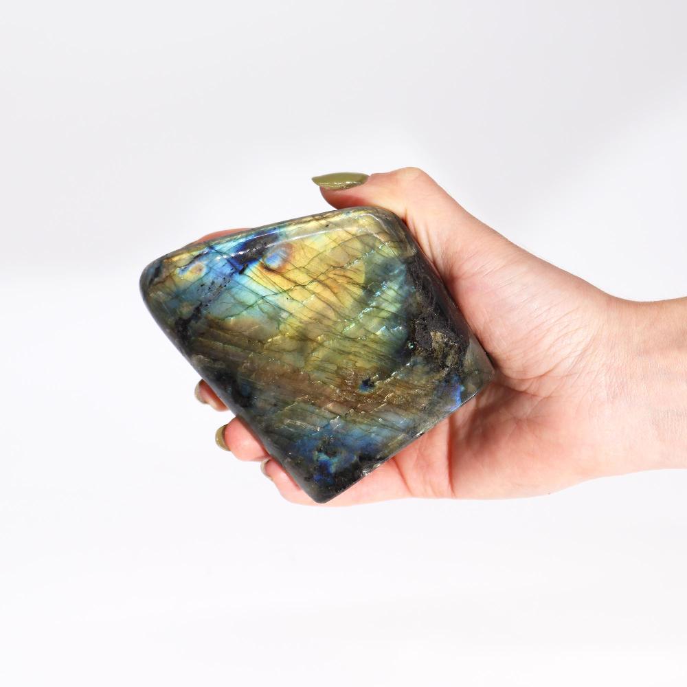 Ancient Wisdom Madagascar Labradorite Large Stones (approx 550-750gms 110-140mm)